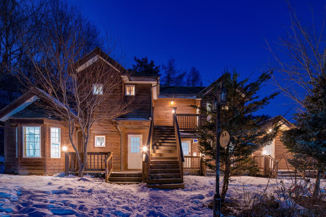 Mayfare Narsha Pyeongchang Villa Exteriör bild
